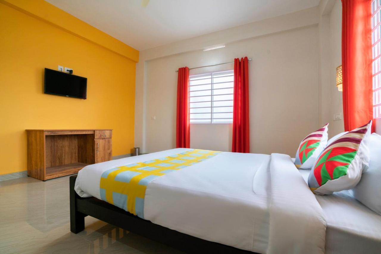 Hotel Dreamz Airport Residency Cochin Nedumbassery Exterior foto