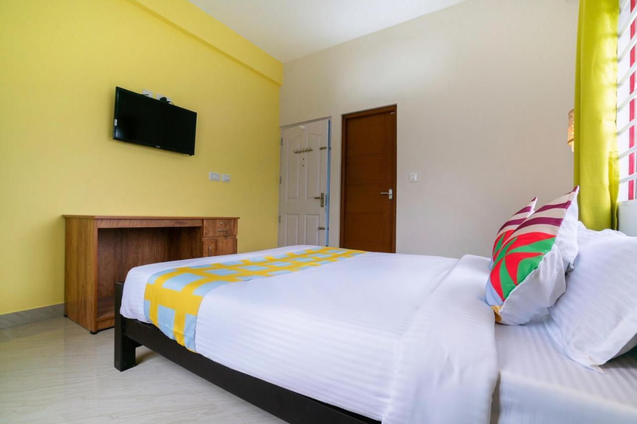 Hotel Dreamz Airport Residency Cochin Nedumbassery Exterior foto